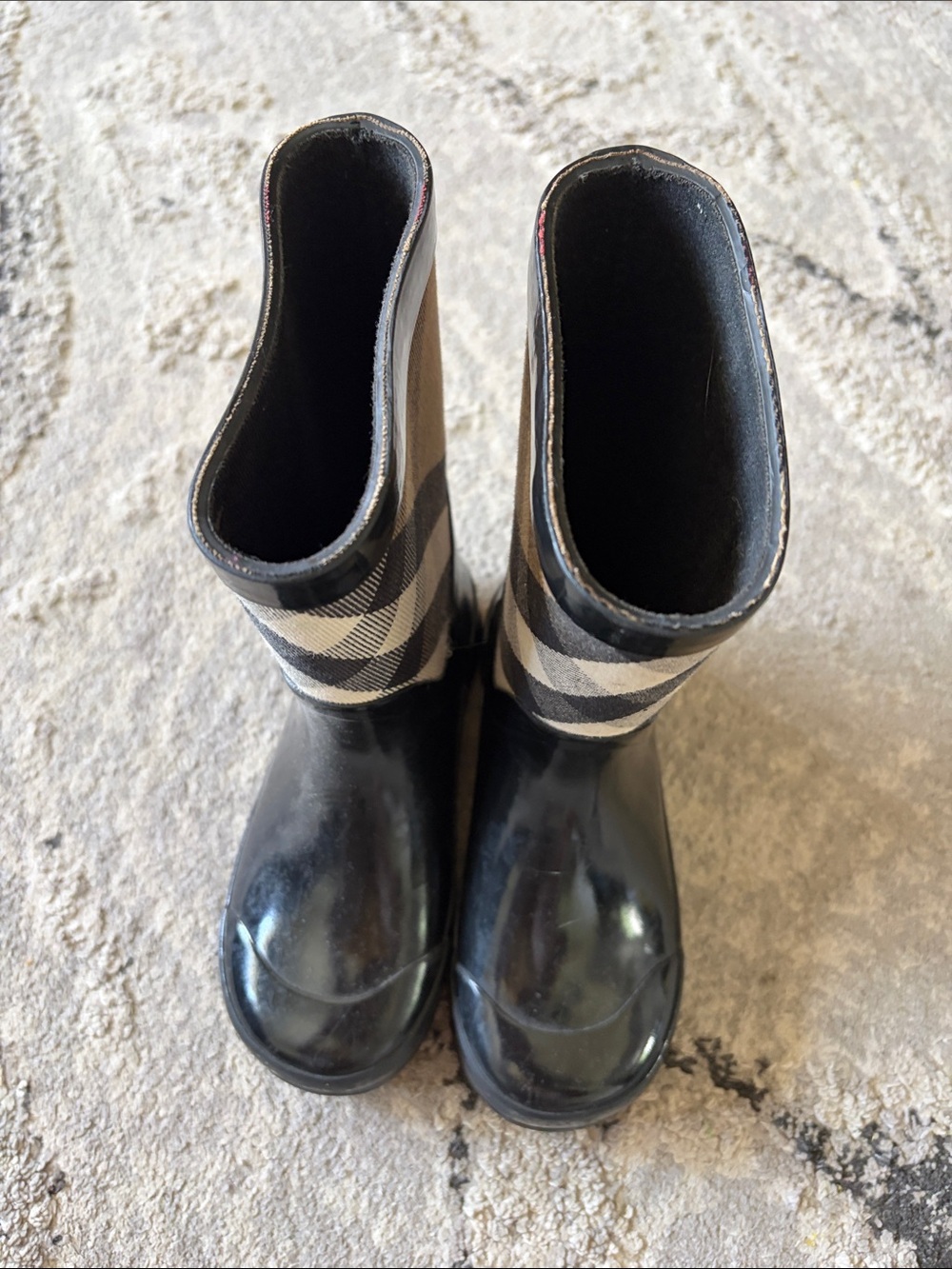 Burberry Black Rain & Plaid Shaft Kids Boots - Picture 3 of 5